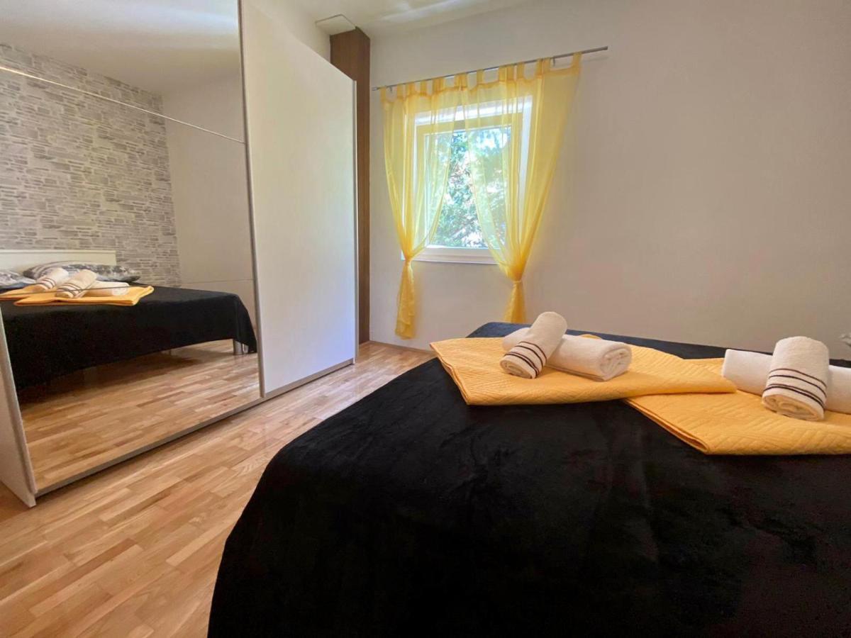 Apartments King - City Center Novalja Luaran gambar