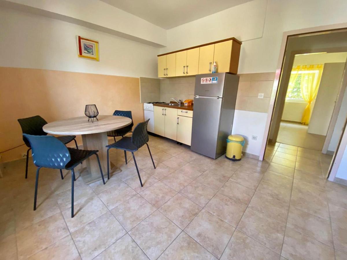 Apartments King - City Center Novalja Luaran gambar