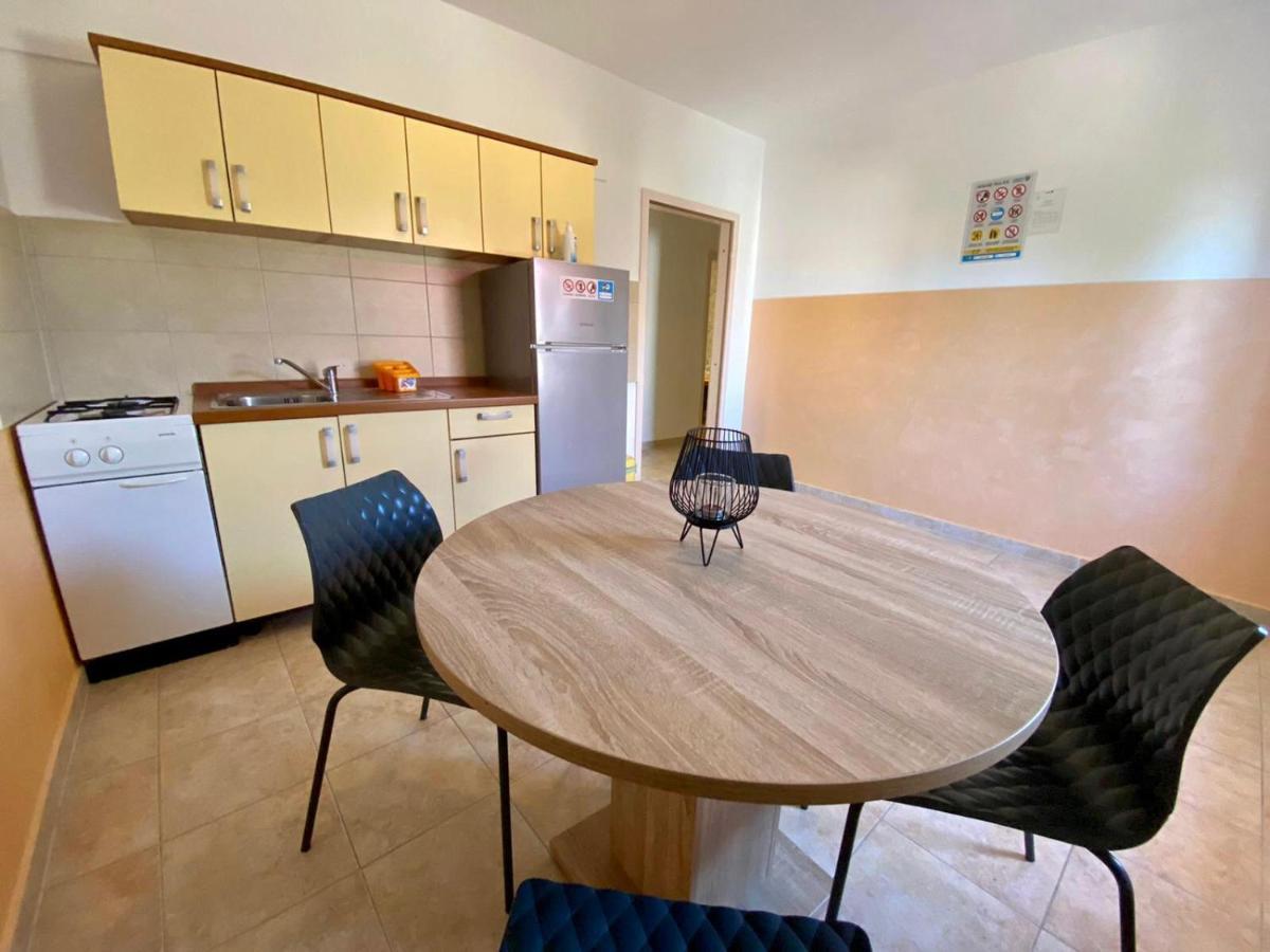 Apartments King - City Center Novalja Luaran gambar