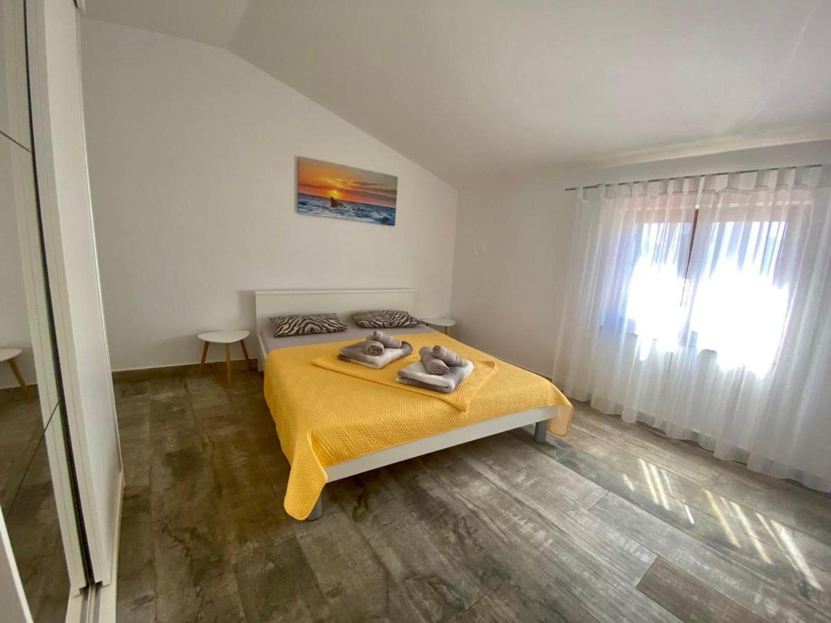 Apartments King - City Center Novalja Luaran gambar