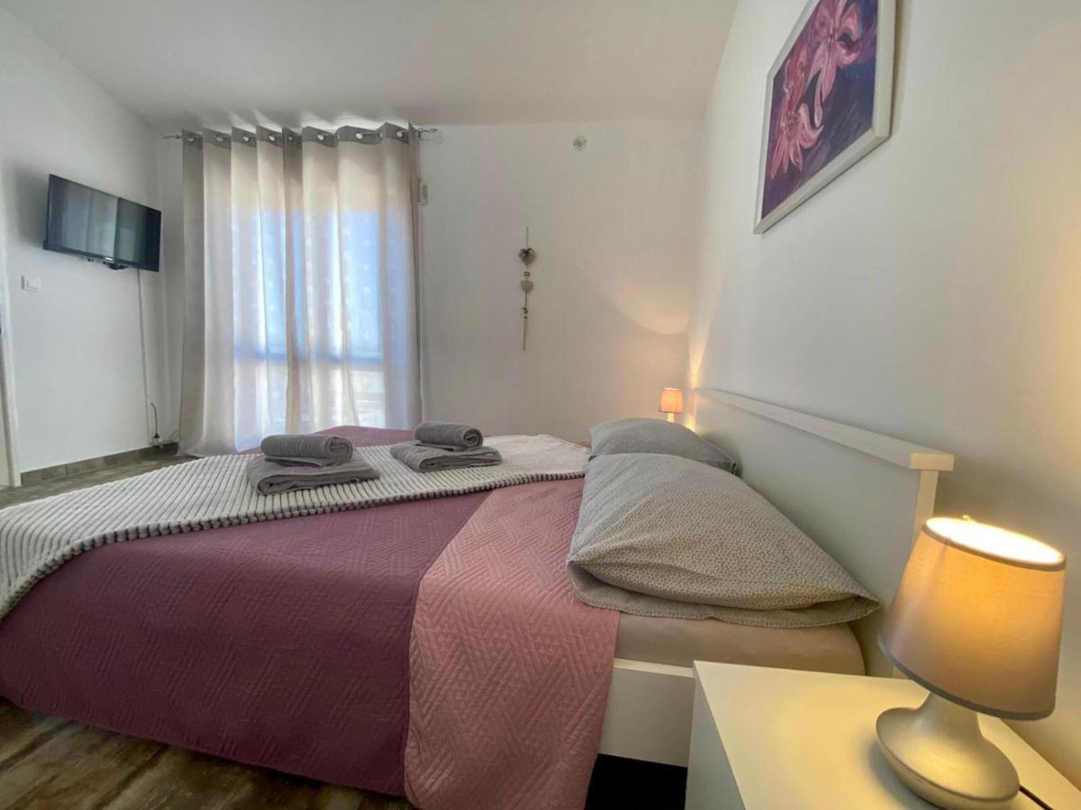Apartments King - City Center Novalja Luaran gambar