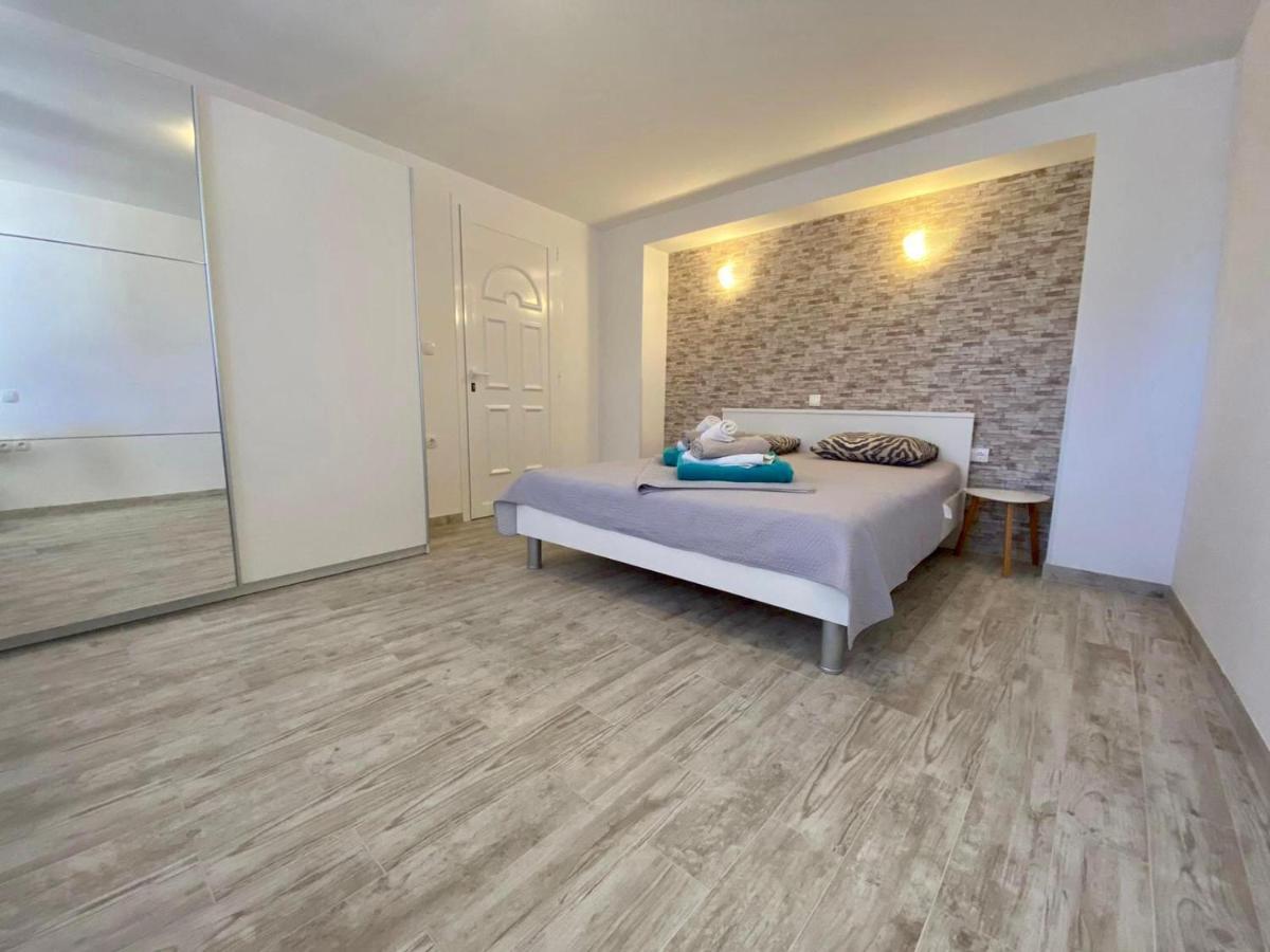 Apartments King - City Center Novalja Luaran gambar