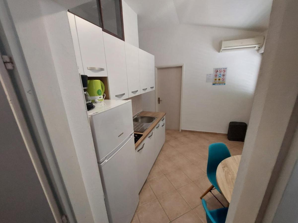 Apartments King - City Center Novalja Luaran gambar